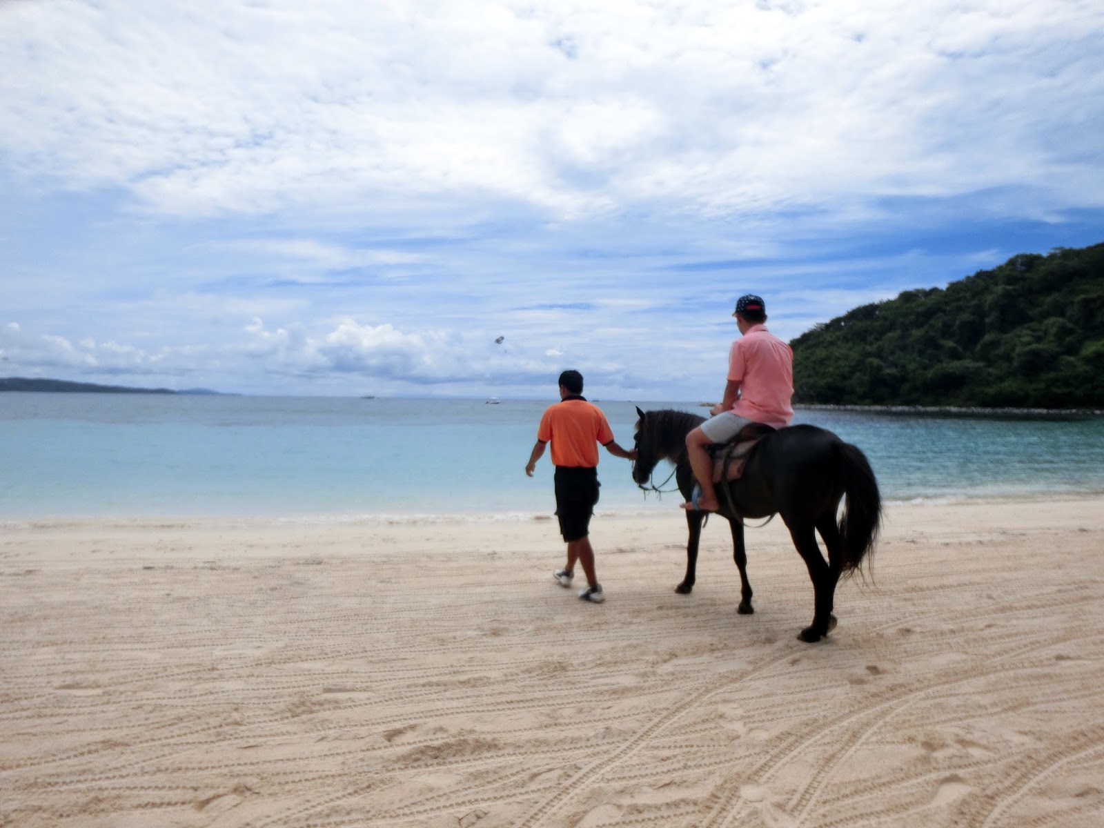 The Six Not-So-Hidden Beaches of Boracay